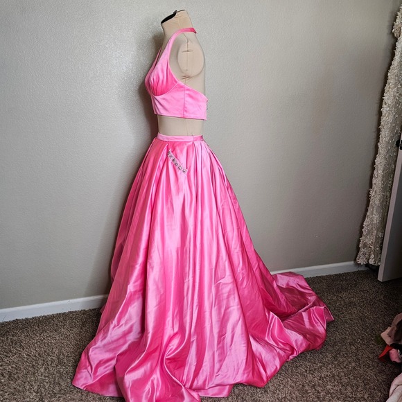 Sherri Hill 2 Pink Halter Neck Crop Top 2Piece Formal Skirt Set Beaded Pockets - Picture 6 of 16